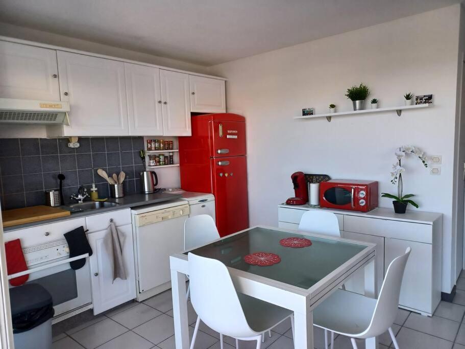 Plain-Pied, Terrasse, Piscine, Pleine Vue Mer, Plage A 6' A Pied, Parking, Wifi Fleury  Exterior photo